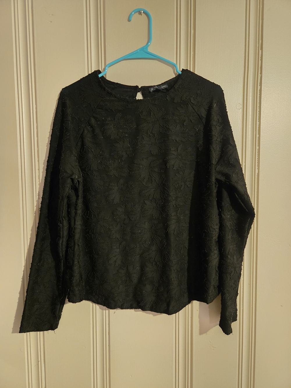 Adrianna Papell Black Floral-Textured Long Sleeve Top